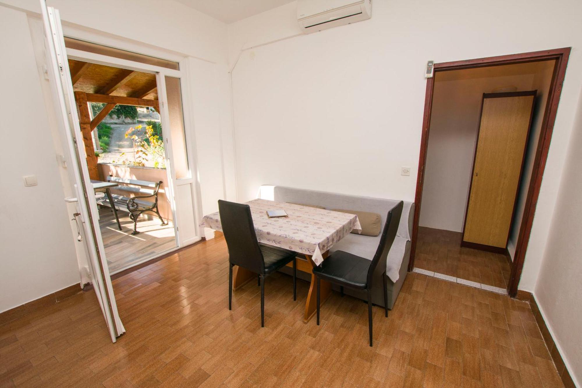Apartment Marin Tkon Esterno foto