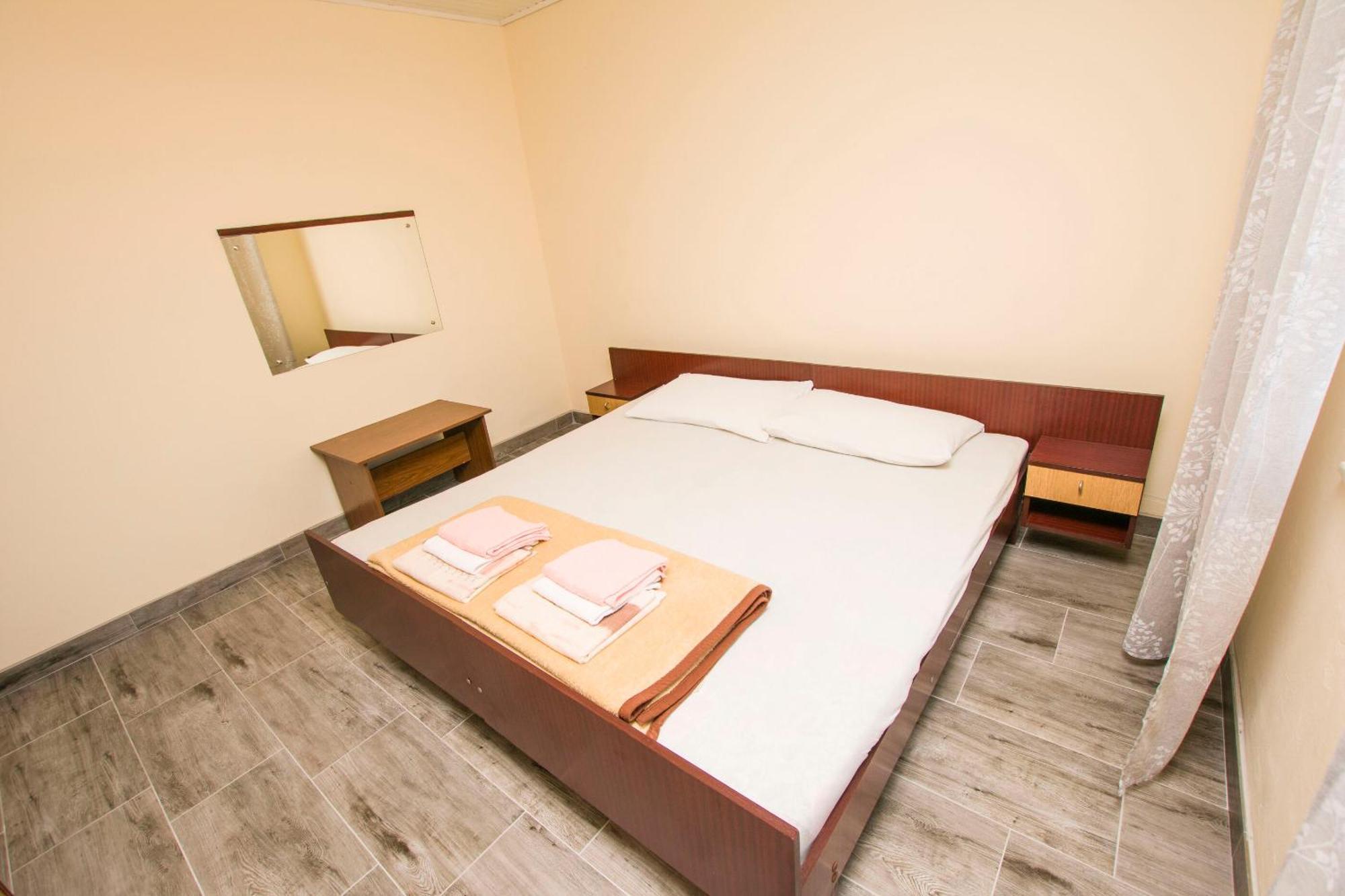 Apartment Marin Tkon Esterno foto