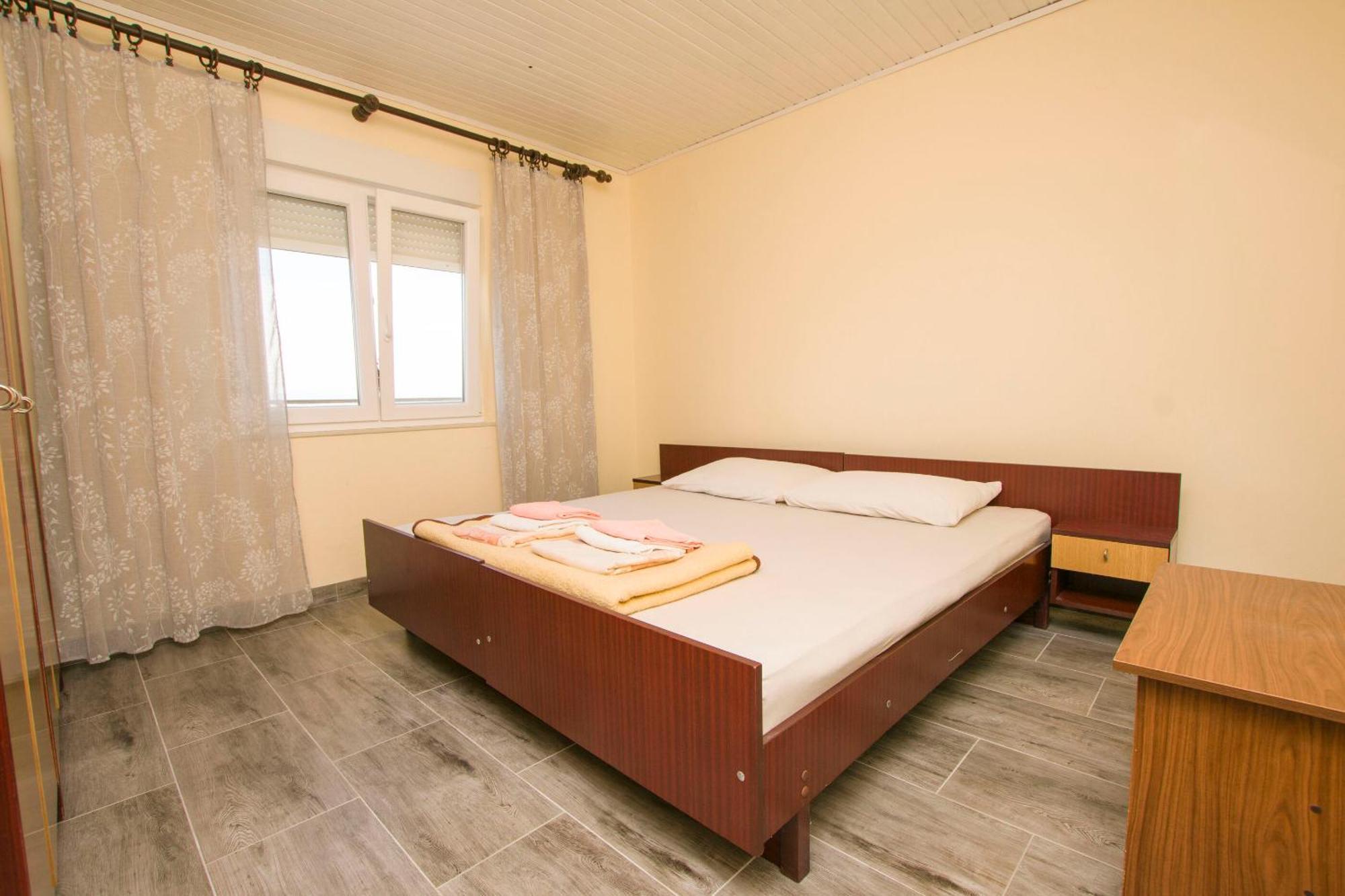 Apartment Marin Tkon Esterno foto