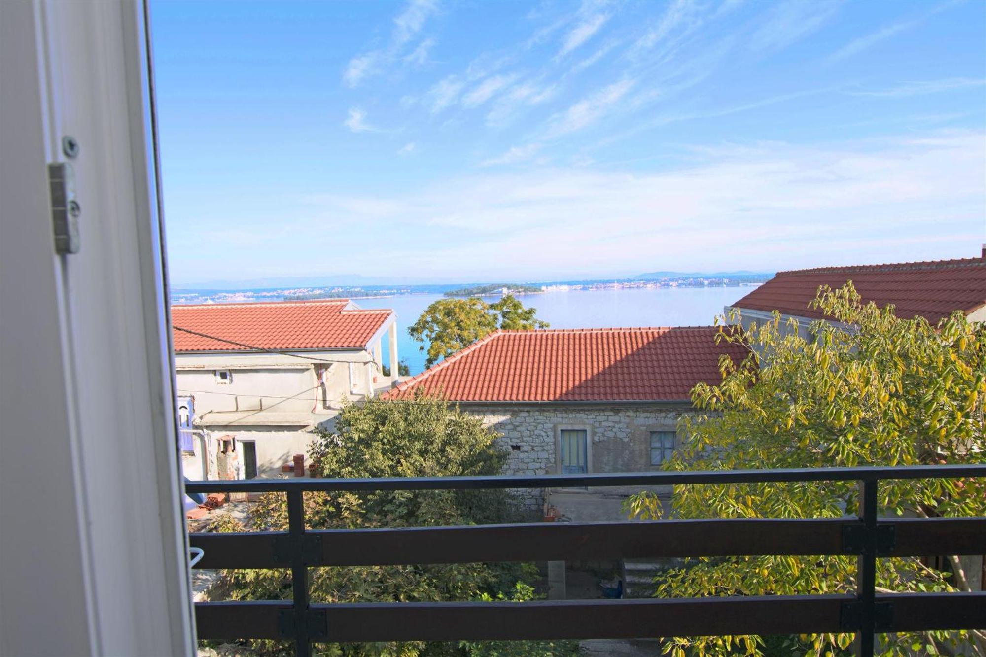 Apartment Marin Tkon Esterno foto